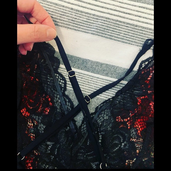 black lace body suit🥀 - Picture 4 of 4